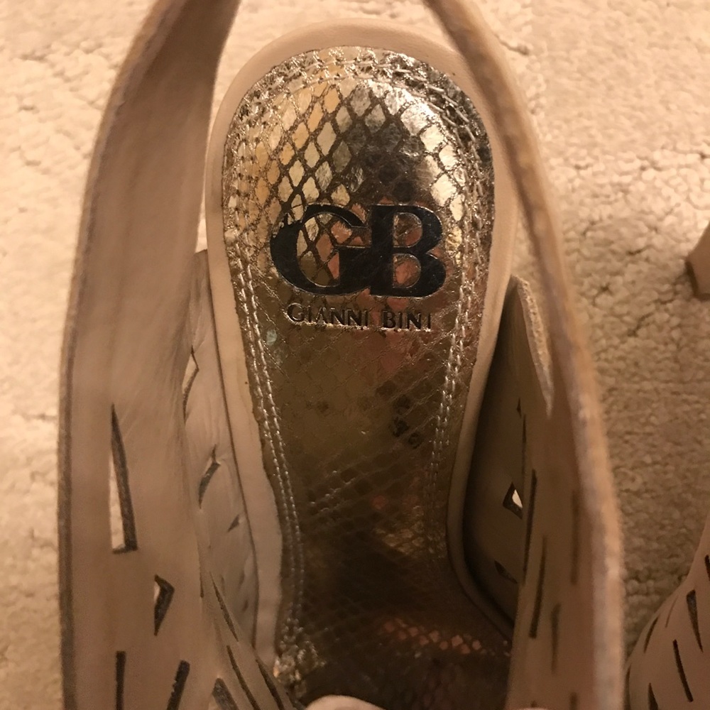 GB lace up heel - Picture 5 of 5
